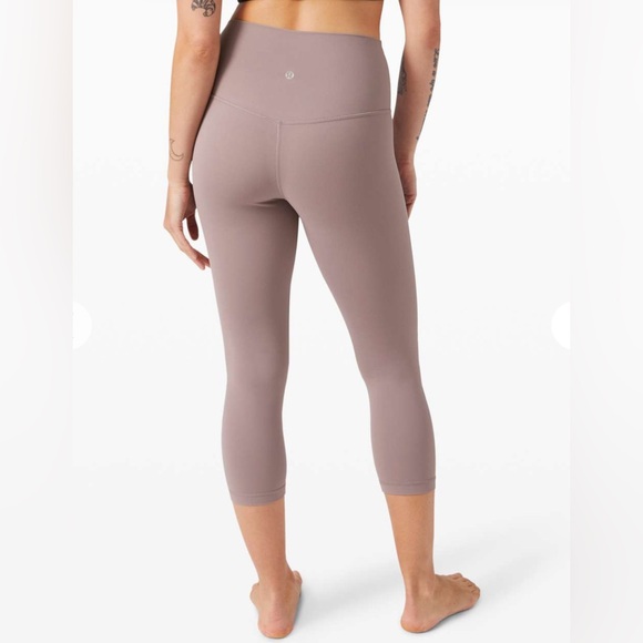 Lululemon Align Crop 21" cool - Picture 1 of 13